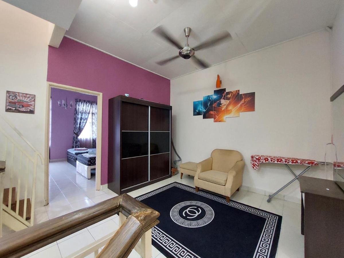 E&A Homestay Klia/ Sepang/ Nilai Kültér fotó