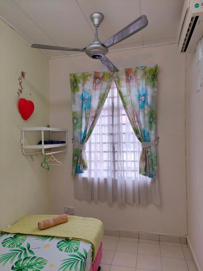 E&A Homestay Klia/ Sepang/ Nilai Kültér fotó
