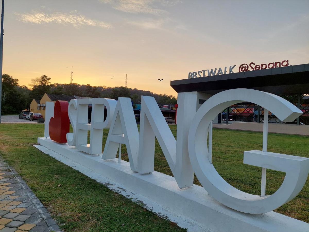 E&A Homestay Klia/ Sepang/ Nilai Kültér fotó