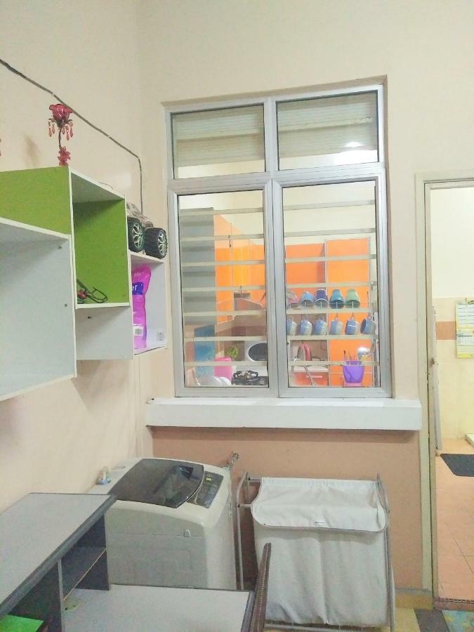 E&A Homestay Klia/ Sepang/ Nilai Kültér fotó