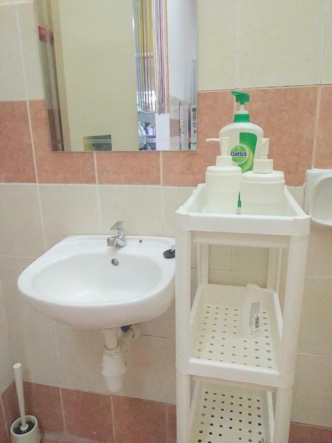 E&A Homestay Klia/ Sepang/ Nilai Kültér fotó