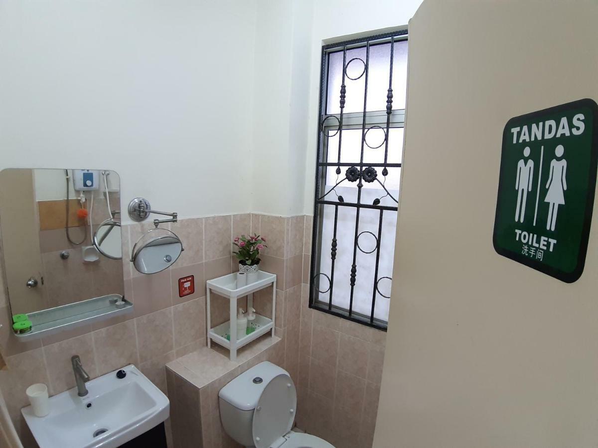 E&A Homestay Klia/ Sepang/ Nilai Kültér fotó